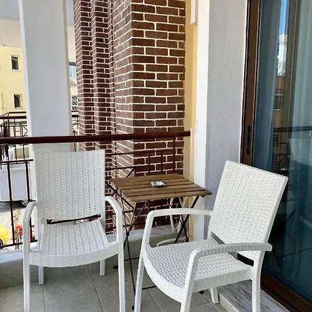 Ξενοδοχείο με διαμερίσματα Casa Primavera 4*